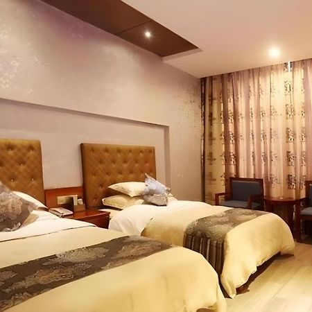 Fulante Theme Hotel Жангжиаже Екстериор снимка