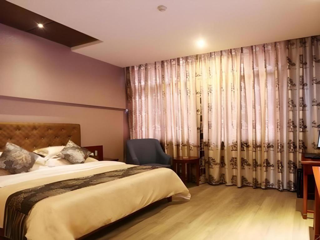 Fulante Theme Hotel Жангжиаже Екстериор снимка