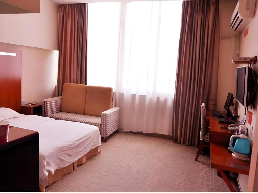 Fulante Theme Hotel Жангжиаже Екстериор снимка
