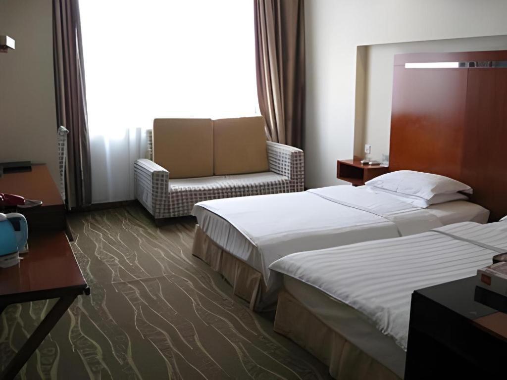 Fulante Theme Hotel Жангжиаже Екстериор снимка